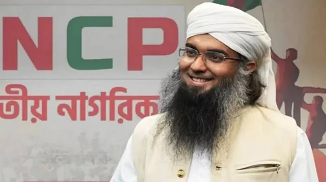 প্রধানমন্ত্রীকে নিয়ে পোস্ট: অব্যাহতি পাওয়া এনসিপি নেতা গাজী সালাউদ্দীন তানভীর গ্রেপ্তার