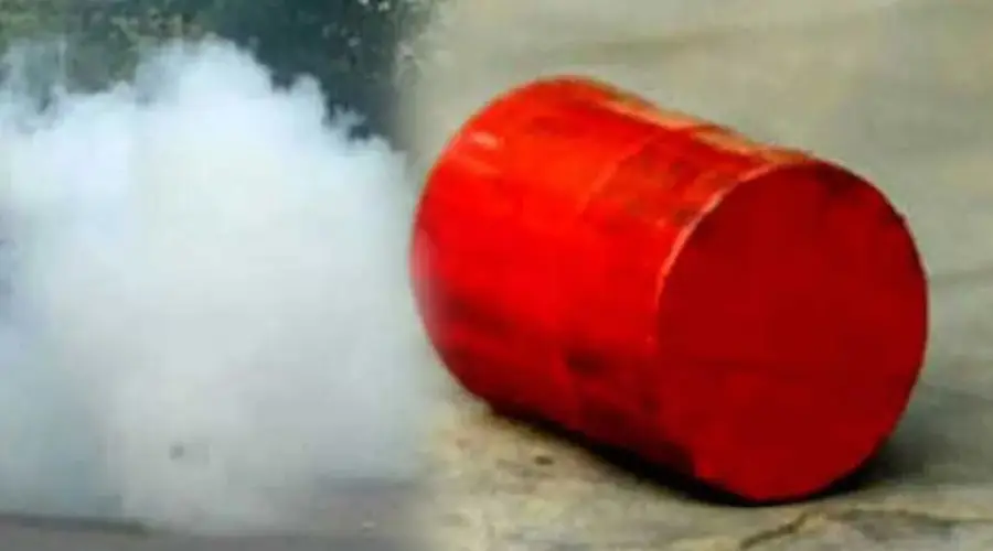 ককটেল ফোটালেই ৫–১০ হাজার টাকা, নির্দেশনা ভারতীয় নম্বরে: ডিবি