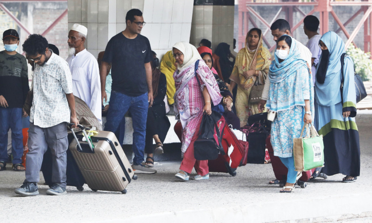 ঈদুল ফিতর উপলক্ষে টানা ৭ দিনের ছুটি শুরু