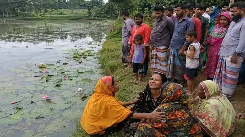 মণিরামপুরে শাপলা তুলতে গিয়ে পানিতে ডুবে দুই শিশুর মৃত্যু