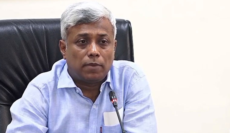 জ্বালানি মজুত পর্যাপ্ত, আতঙ্কের কারণ নেই: প্রধানমন্ত্রীর উপদেষ্টা