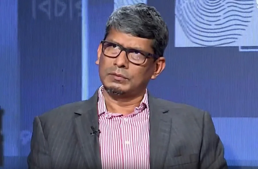 ‘শেখ মুজিব জীবিত অবস্থায় যতটা জ্বালিয়েছেন, মৃত্যুর পর আরও বেশি’: শাহরিয়ার কবির