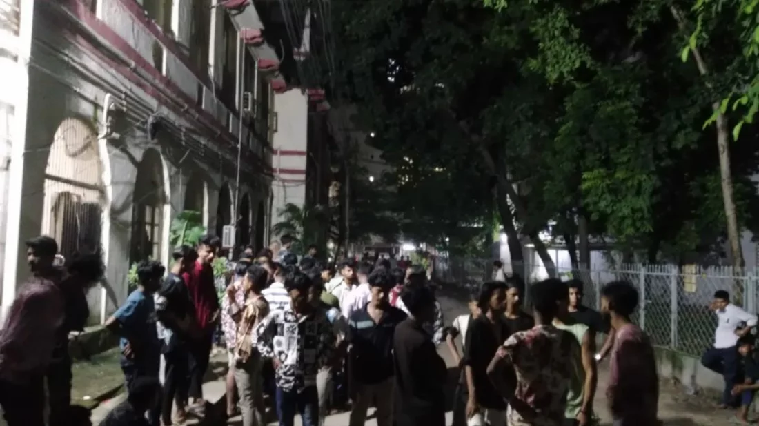 চাঁদাবাজির টাকা নিয়ে বিরোধ, সদরঘাটে সংঘর্ষে নিহত ১