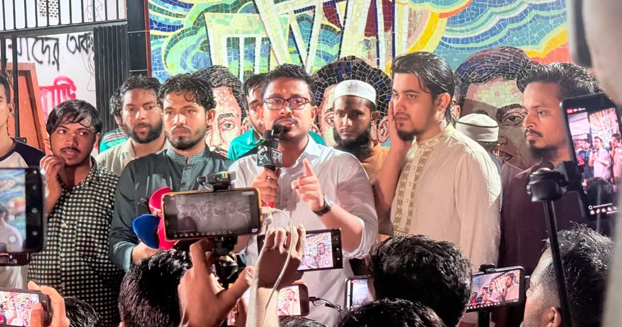 ‘জনগণকে আশরাফুল ভাবা বন্ধ’ করার জন্য শিক্ষামন্ত্রীকে আহ্বান জানান ডাকসু নেতা