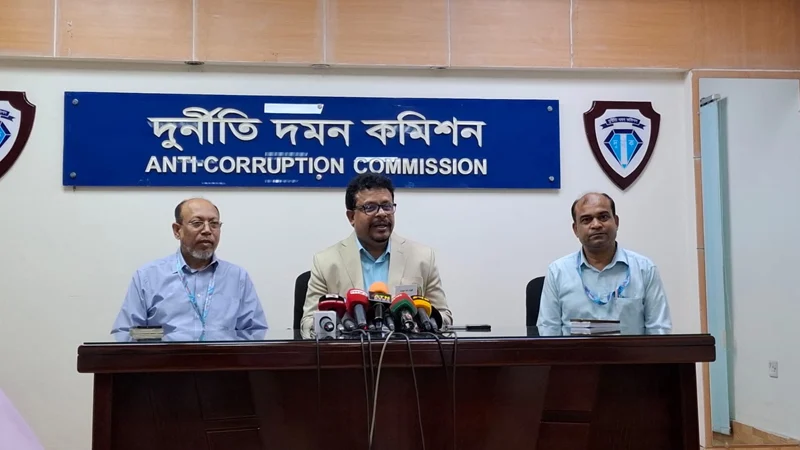 সংসদে উত্থাপিত দুর্নীতির অভিযোগ তদন্তে অগ্রাধিকার দেবে দুদক: নতুন সচিব