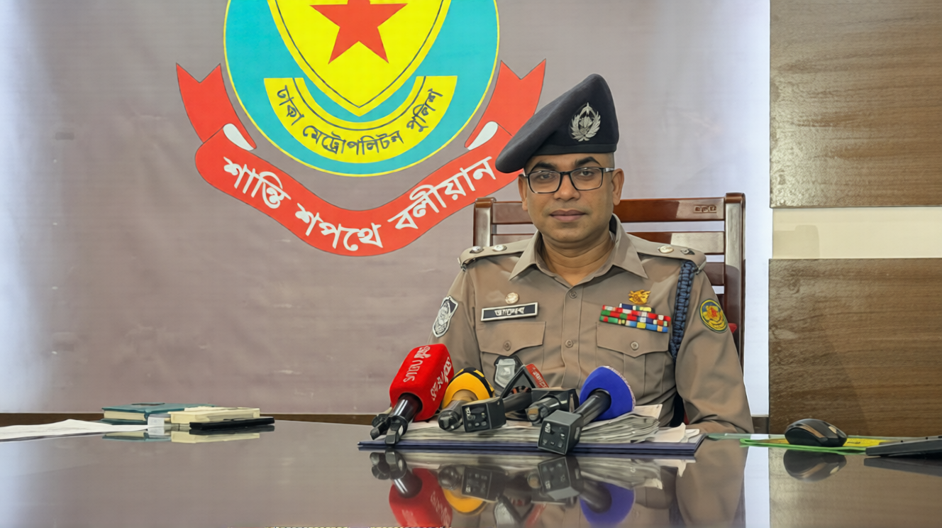 বিক্ষোভকারীদের কাউকে টার্গেট করে মারেনি পুলিশ: ডিএমপি