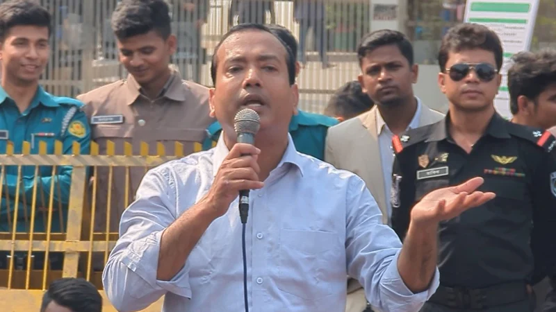 ‘শিবিরের সিনিয়ররা হামলার পরামর্শ দিয়ে নিজেরা নারী কেলেঙ্কারিতে ব্যস্ত’: ছাত্রদল সভাপতি