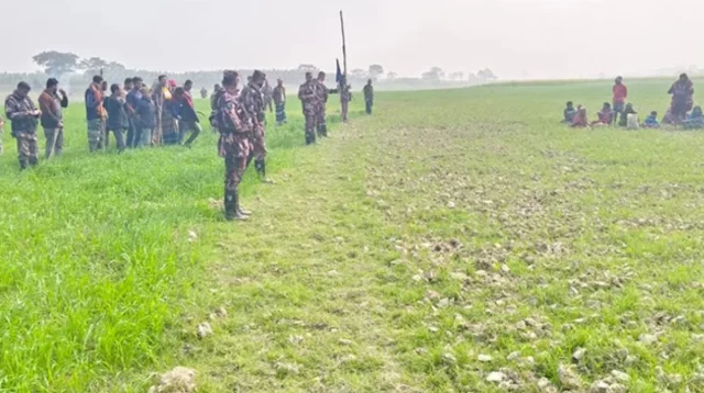 দৌলতপুর সীমান্তে ১২ জনকে পুশইনের চেষ্টা, বিজিবির বাধায় ব্যর্থ বিএসএফ