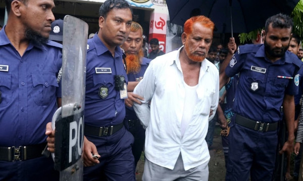 তৃতীয় শ্রেণির ছাত্রীকে শ্লীলতাহানির অভিযোগে, প্রধান শিক্ষক আটক