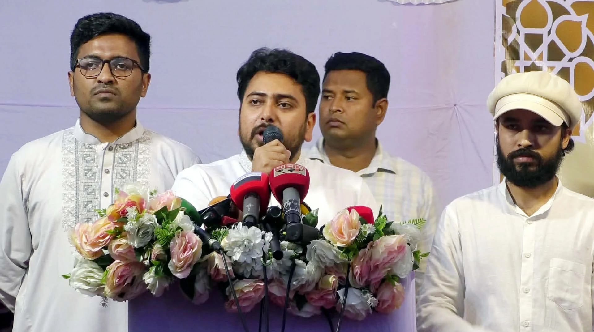 রাষ্ট্রপতি সাহাবুদ্দিনের অভিশংসন দাবি এনসিপি নেতাদের