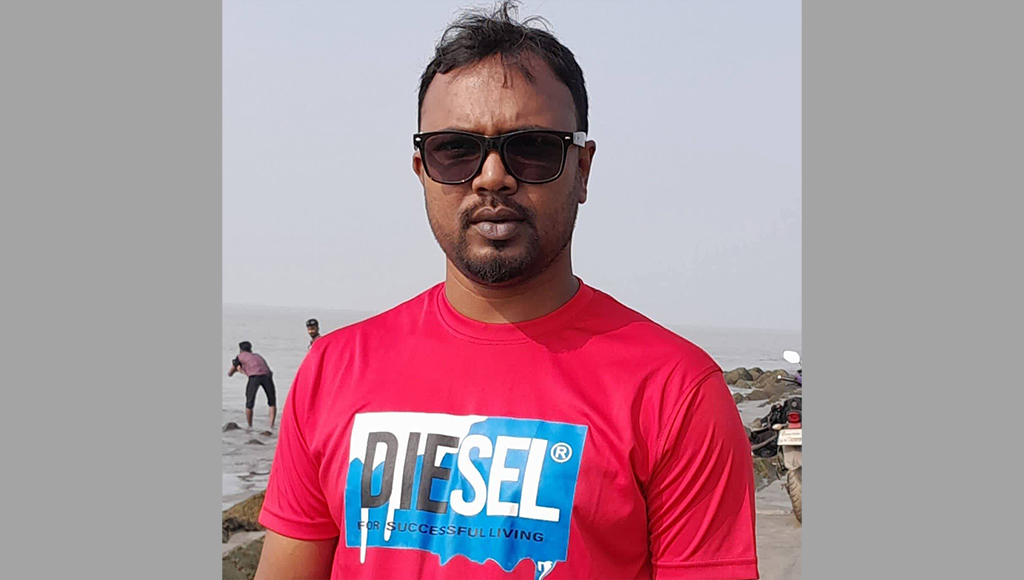 খুলনায় প্রকাশ্যে যুবদল নেতাকে গুলি করে হত্যা