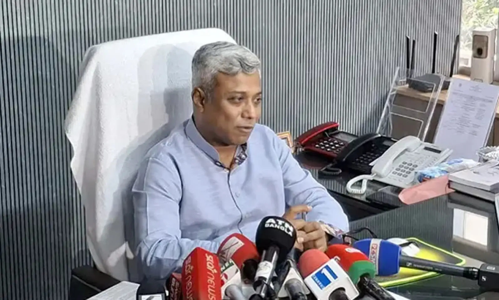 জ্বালানি তেলের দাম বাড়ানো ছাড়া উপায় ছিল না: অনিন্দ্য ইসলাম অমিত
