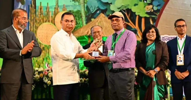 জাতীয় পরিবেশ পদক-২০২৫ প্রদান, ব্যক্তি ও প্রতিষ্ঠানের বিশেষ অবদানের স্বীকৃতি