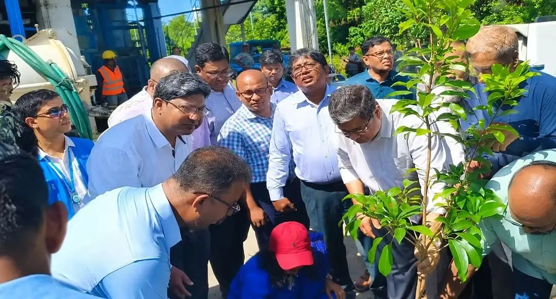 বর্জ্য থেকে বিদ্যুৎ ও সার উৎপাদনের উদ্যোগ ছড়িয়ে দিতে চায় সরকার