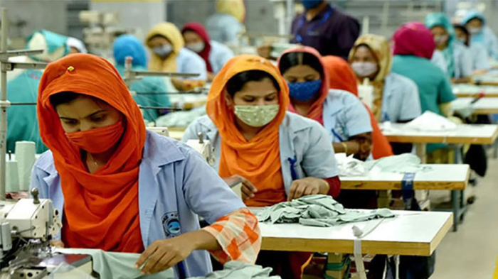 গ্যাস-বিদ্যুৎ সংকটে উৎপাদন বিপর্যয়, পোশাক খাতে অর্ডার ভারতে সরছে: ব্যবসায়ীদের অভিযোগ