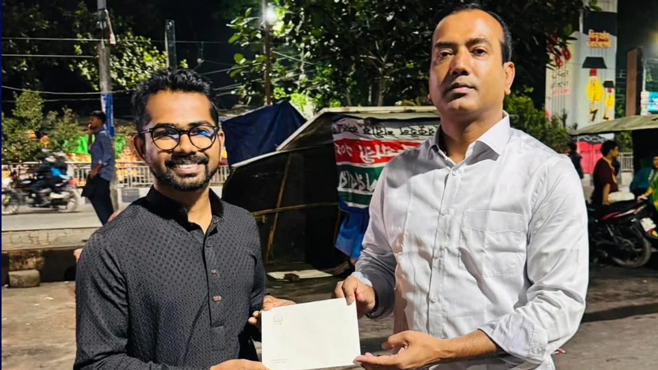 গণভোটে ‘নয়ছয় নয়’: সরকারকে কড়া হুঁশিয়ারি জবি ছাত্রনেতা রাকিবের