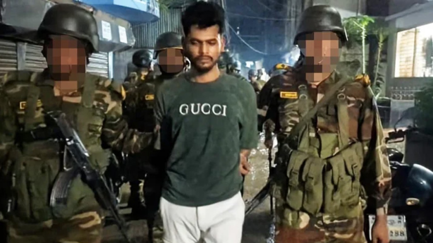 ছাত্র সমন্বয়ক পরিচয়ে চাঁদাবাজিতে ৩ জন গ্রেপ্তার