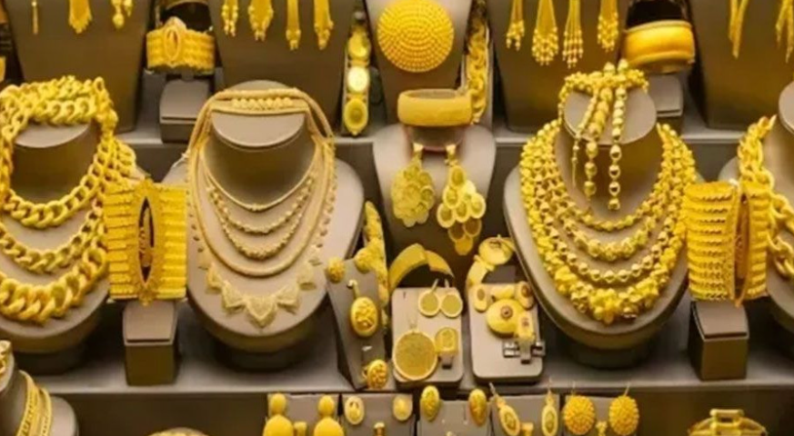 স্বর্ণের দাম ২ লাখ টাকা ছাড়াল