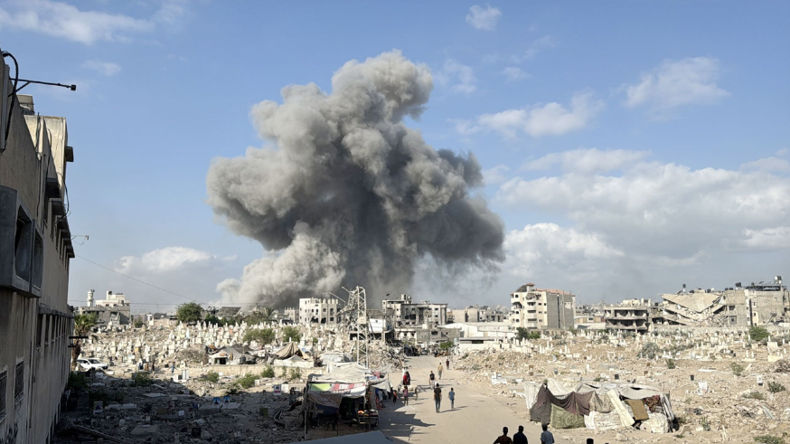 যুদ্ধবিরতি আলোচনার মধ্যেও গাজায় সীমিত হামলা, নিহত ১০