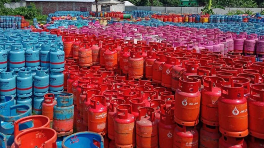 ভোক্তা পর্যায়ে ফের কমলো এলপি গ্যাসের দাম