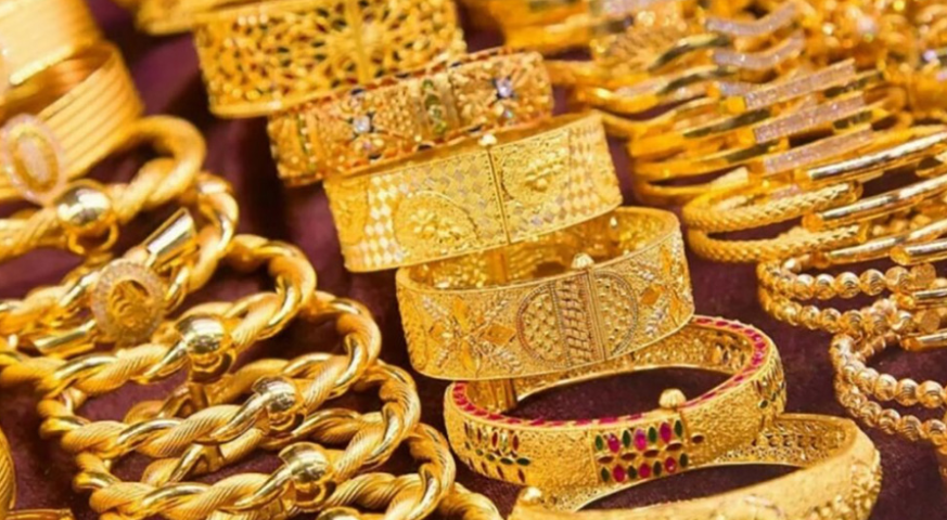 স্বর্ণের দামে ফের রেকর্ড: ভরিতে বাড়ল ৬,৯০৬ টাকা, নতুন দাম ২,০৯,১০১ টাকা
