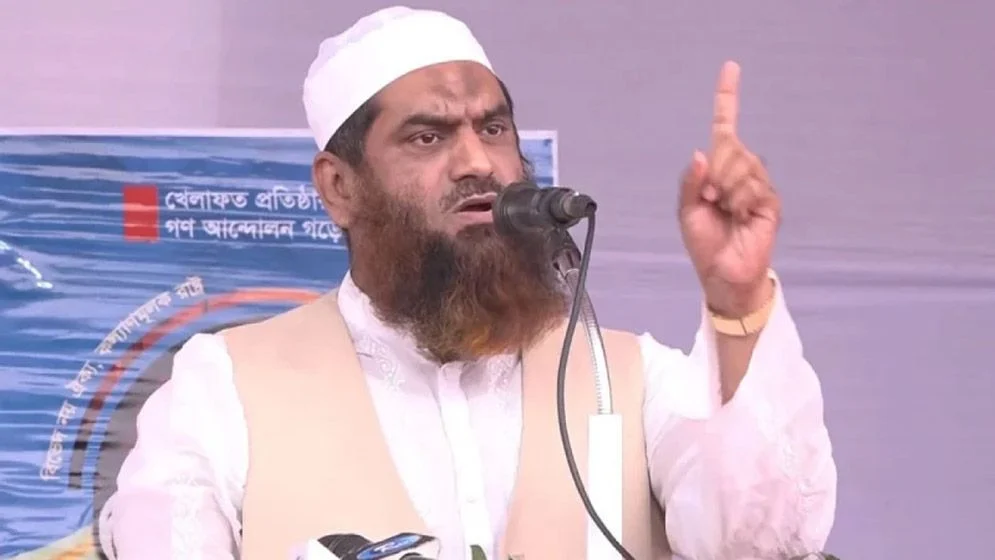 সরকারকে কঠোর পরিণতির হুঁশিয়ারি মামুনুল হকের