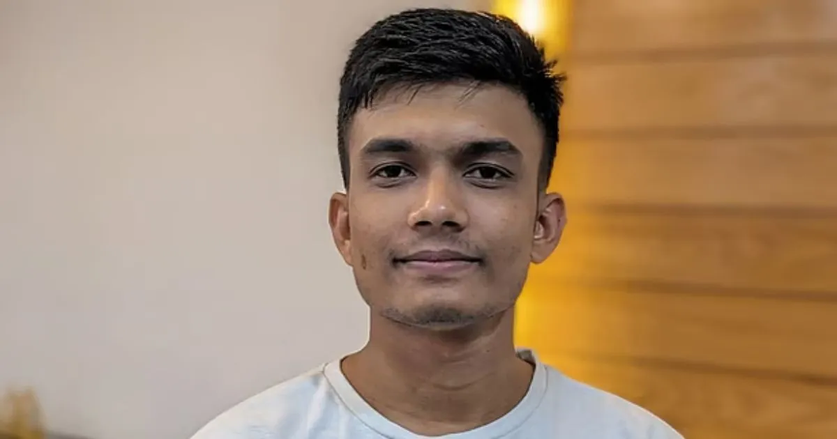 ঢাবির টিএসসি থেকে ছাত্রলীগের কর্মী আটক, থানায় সোপর্দ