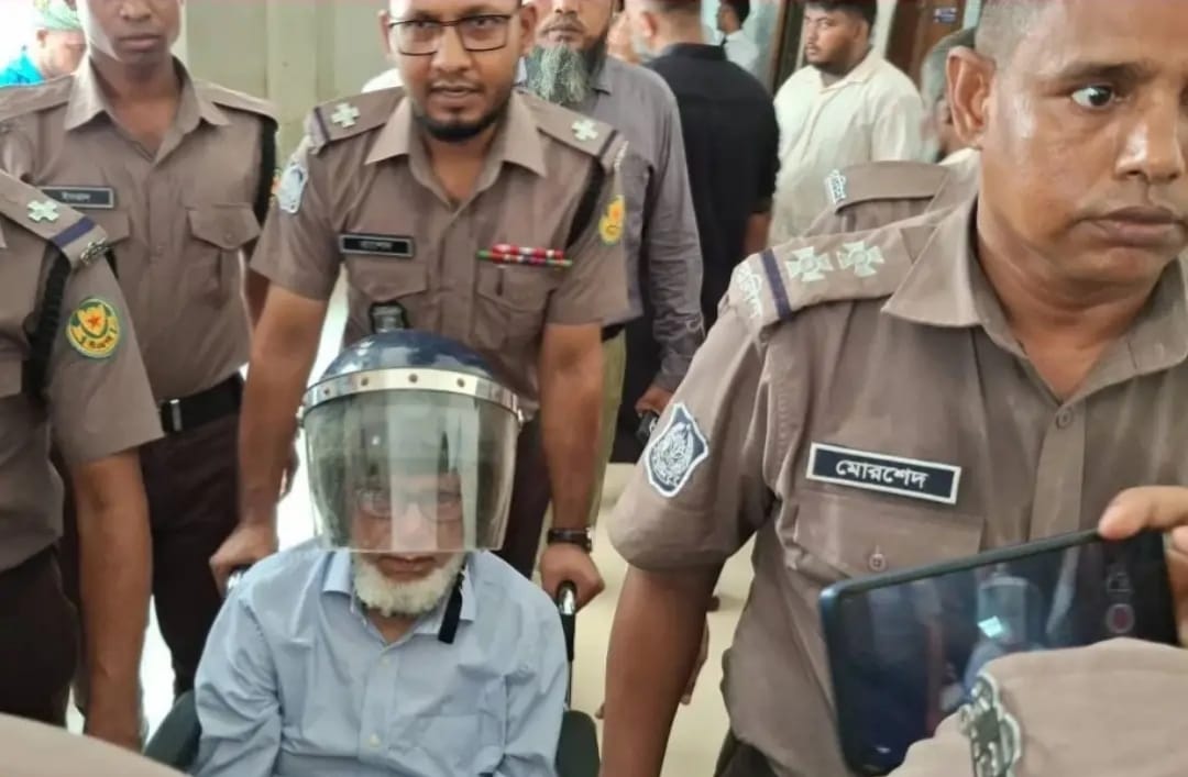 হত্যা মামলায় আবারো গ্রেপ্তার দেখানো হলো সাবেক প্রধান বিচারপতি খায়রুল হক