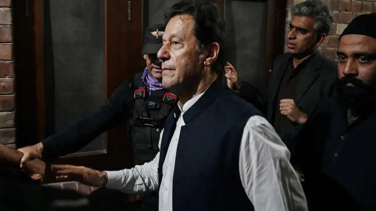 ইমরান খান কারাগারে মারা গেছেন—গুঞ্জনে পাকিস্তানে উত্তেজনা