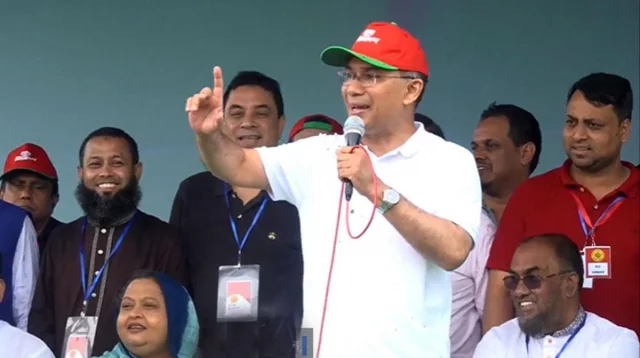 ‘আমি কথা বললে শ্বশুরবাড়ির লোকদের শুনতে হবে’-সিলেটে প্রধানমন্ত্রী