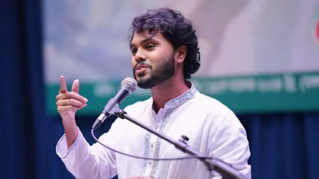 ইনকিলাব মঞ্চের সদস্য ও বড় ভাইকে জিজ্ঞাসাবাদের আহ্বান রাশেদ খাঁনের