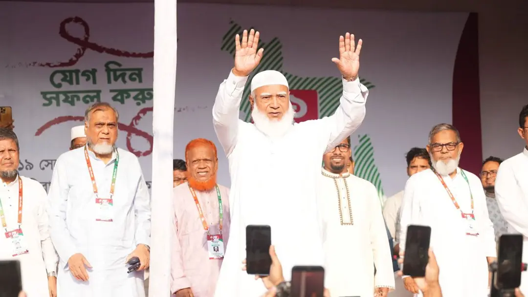 মানিক মিয়া এভিনিউয়ে ১১ দলের ঢাকা-রংপুর লংমার্চের উদ্বোধনী সমাবেশ