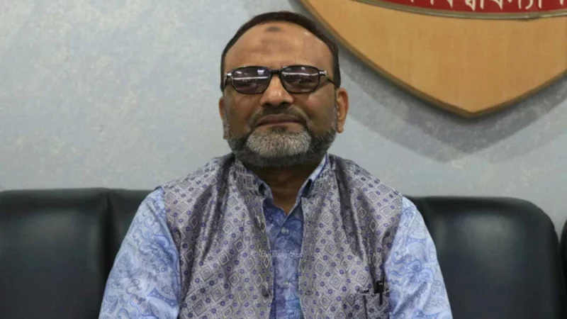 পদত্যাগ করলেন ঢাবি ভিসি অধ্যাপক নিয়াজ আহমদ খান