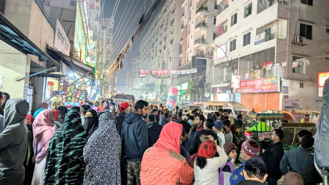 দক্ষিণ বনশ্রীতে তরুণীর গলাকাটা লাশ উদ্ধার, হত্যাকাণ্ডের আশঙ্কা