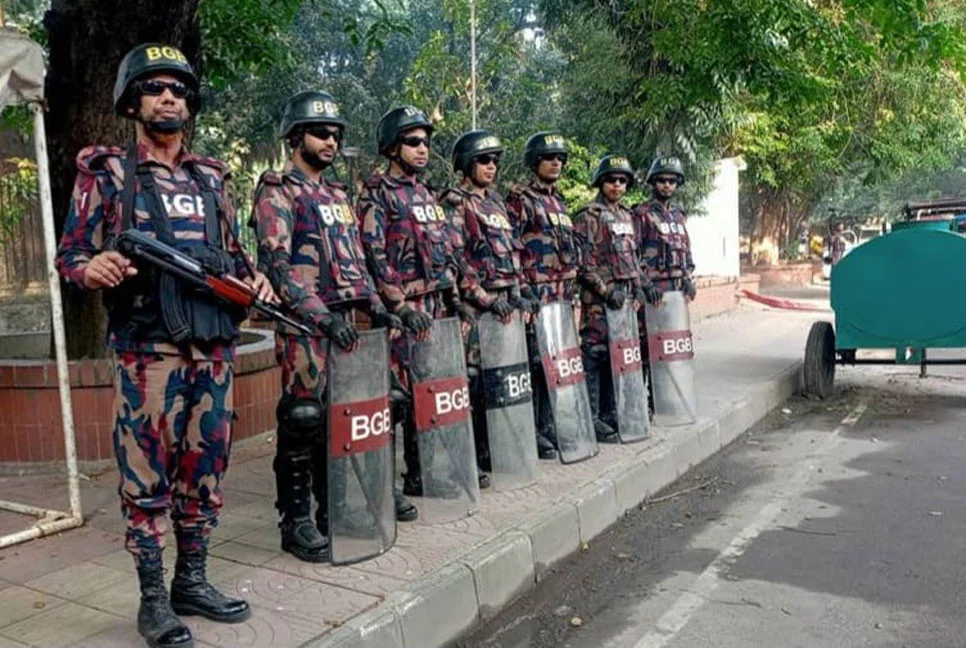 আদালত পাড়ায় কড়া নিরাপত্তা শেখ হাসিনার রায়ের তারিখ ঘিরে