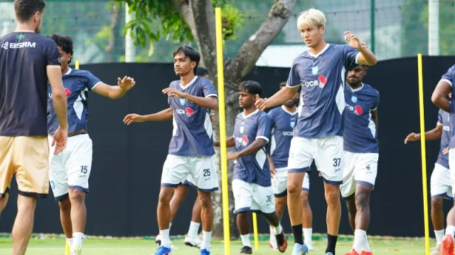 লাল-সবুজ জার্সিতে অভিষেক, গোল-অ্যাসিস্টে অবদান রাখতে চান শুকি