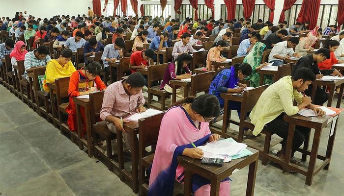 ঢাবিতে শিক্ষা ইউনিটের ভর্তি পরীক্ষা শান্তিপূর্ণভাবে সম্পন্ন
