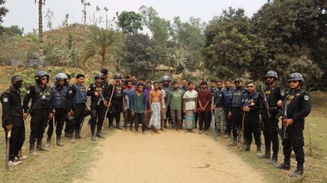 জঙ্গল সলিমপুরে সমন্বিত হামলা: গোয়েন্দা ব্যর্থতার প্রশ্নে চাপ বাড়ছে