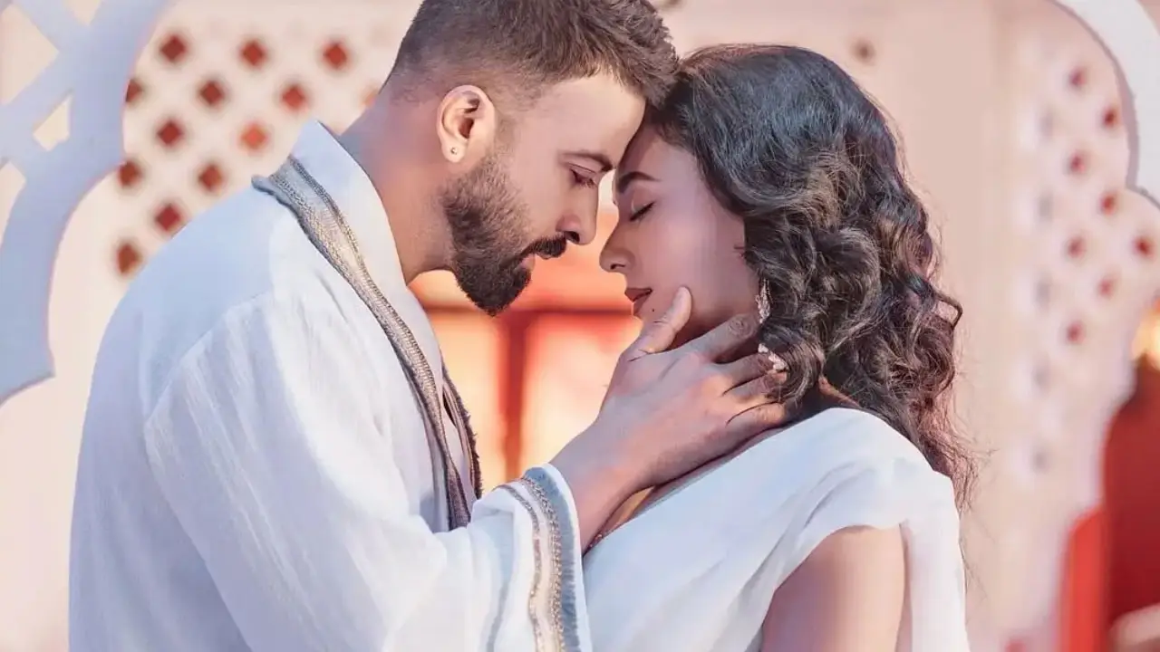 শাকিব খানের সঙ্গে রোমান্টিক দৃশ্যে অস্বস্তি হয়নি: সাবিলা নূর
