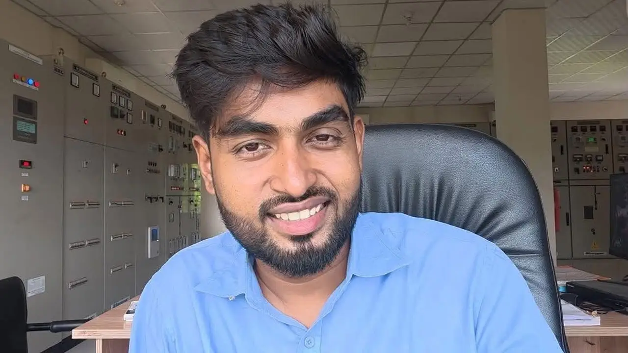 ২. লোডশেডিং নিয়ে ভিডিও করে বিপাকে বিদ্যুৎকর্মী সুমন, চাইলেন ক্ষমা