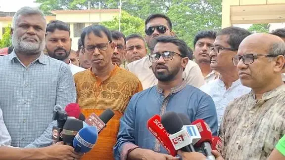 নাসীরুদ্দীনকে নিয়ে টকশোতে নোংরা ভাষা, ভুল স্বীকার রাশেদ খাঁনের