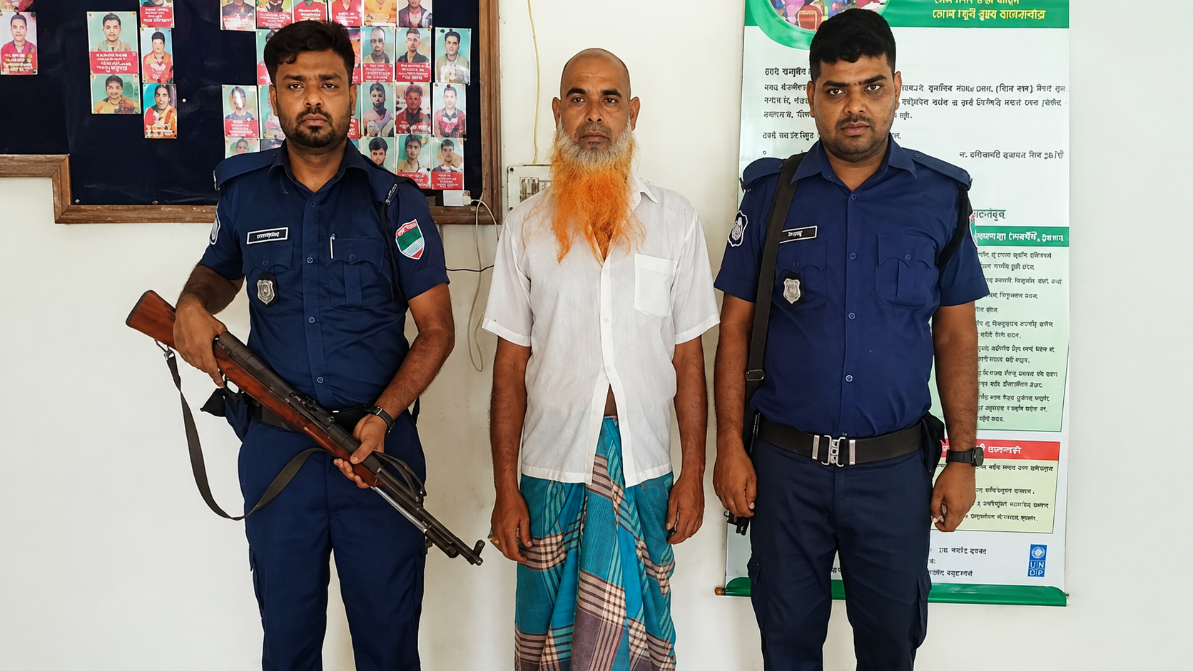 যশোরে বিএনপি কার্যালয় পোড়ানো মামলার আসামি আটক
