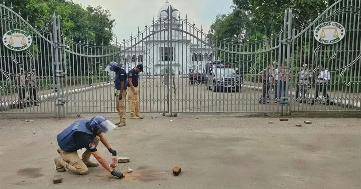 কাদেরসহ ৭ জনের মৃত্যুদণ্ডের রায়ের পর সুপ্রিম কোর্টে ককটেল বিস্ফোরণ