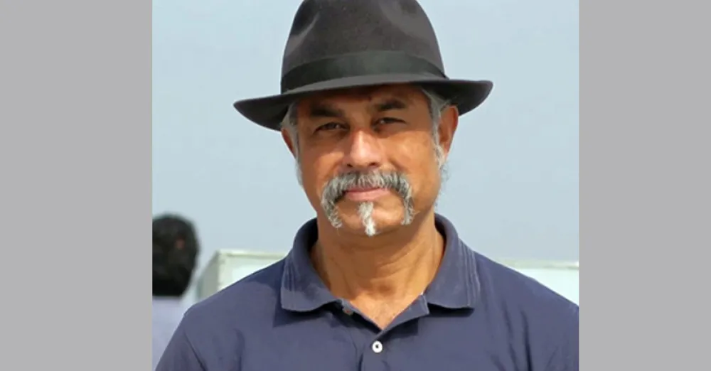 ‘শিক্ষা প্রতিষ্ঠানে দলীয় রাজনীতি থাকলে অরাজকতা হবেই’-ঢাবি অধ্যাপক মামুন