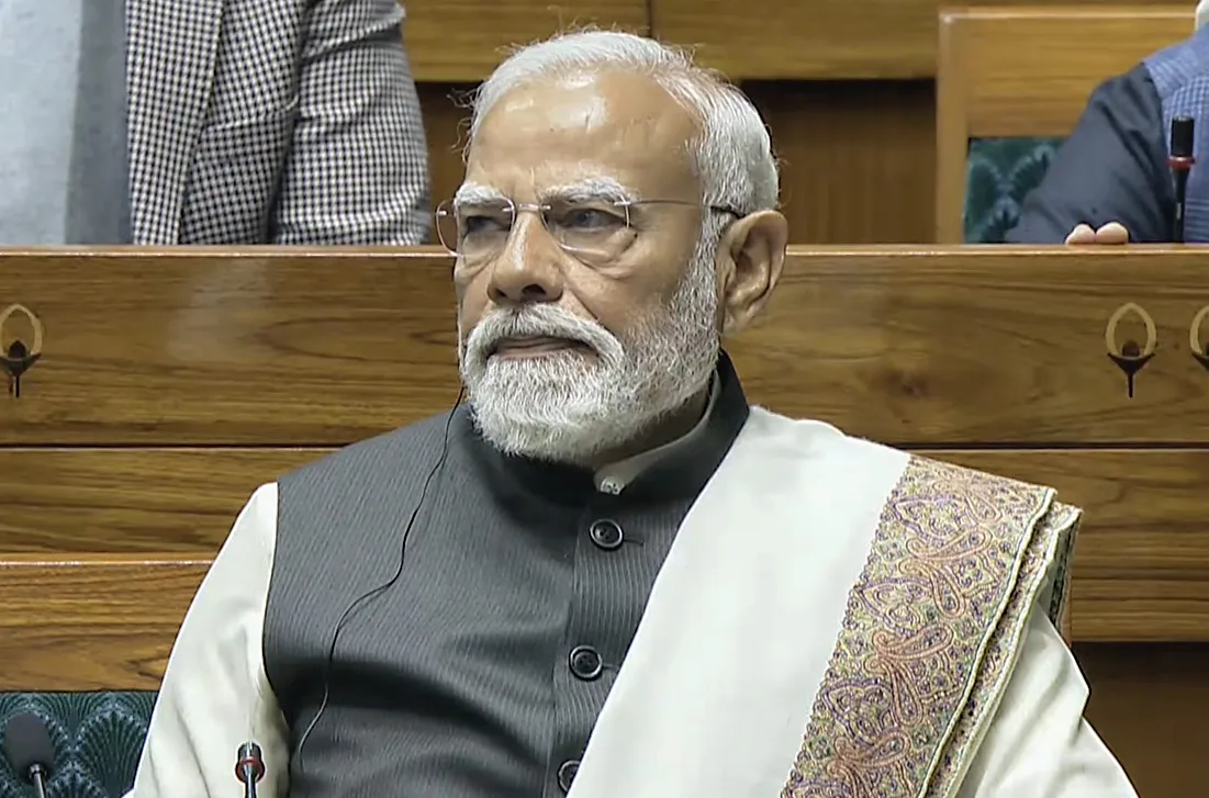 লোকসভার আসন বাড়ানোর পরিকল্পনা মোদির, নারীদের জন্য এক-তৃতীয়াংশ সংরক্ষণের প্রস্তাব