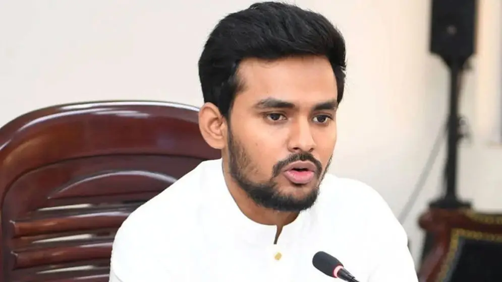 এনসিপিকে বাধা দেওয়া যাবে না, ‘বালুর ট্রাক দিয়ে আটকে রাখা সম্ভব নয়’—আসিফ মাহমুদ