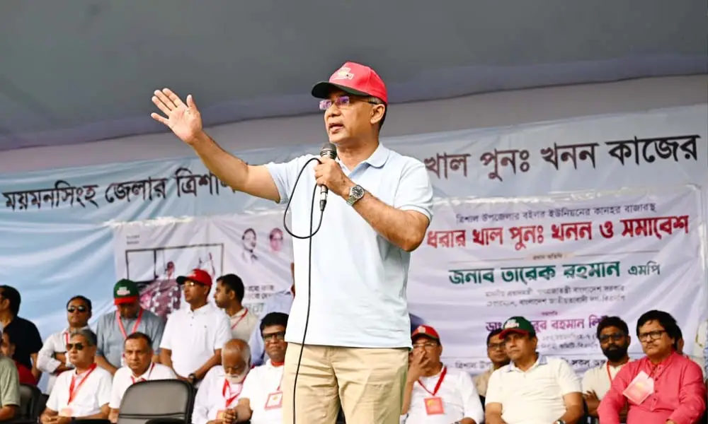 পতিত স্বৈরাচারের সঙ্গে একটি গোষ্ঠীর গোপন যোগাযোগ রয়েছে: প্রধানমন্ত্রী