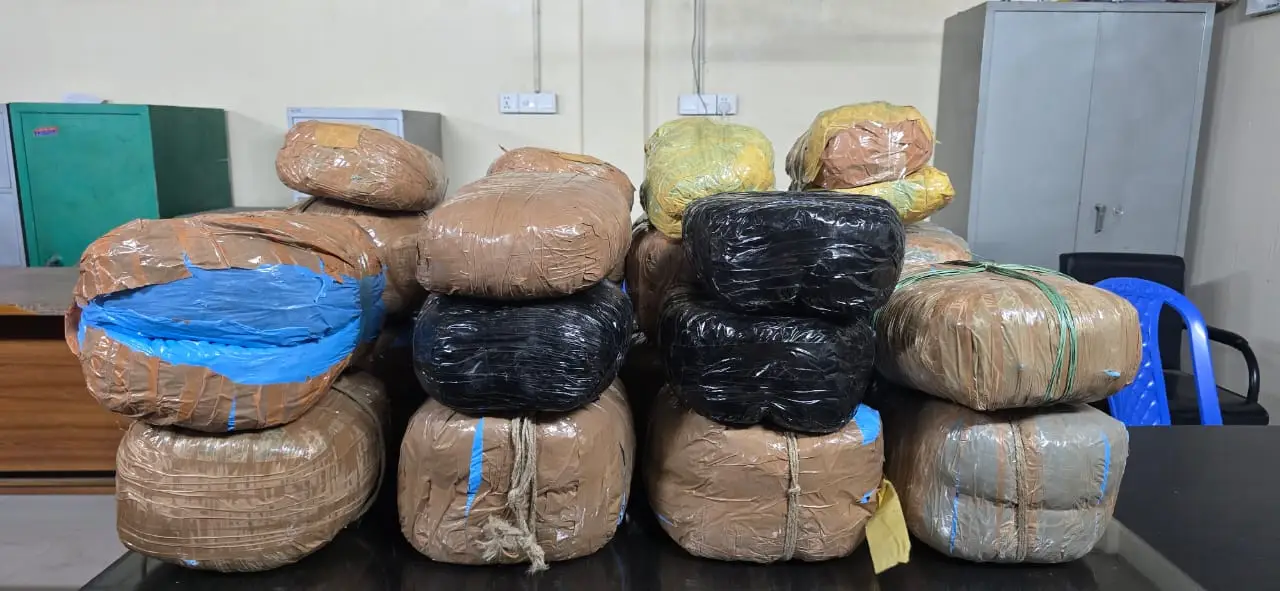 ৭৩ কেজি গাঁজাসহ রাজধানীর বাড্ডায় মাদক কারবারিকে গ্রেফতার