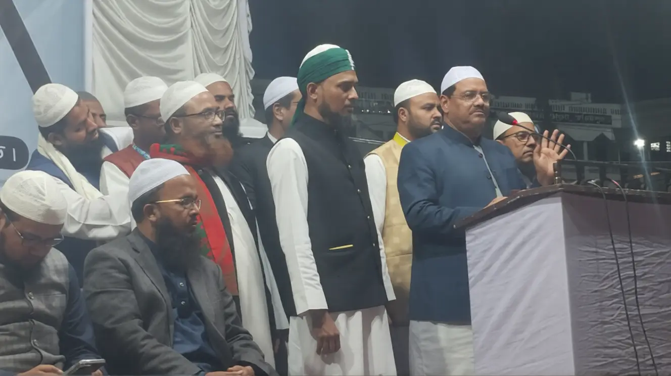 টাকার অভাবে আমাদের এমপি প্রার্থীদের নির্বাচন করতে কষ্ট হচ্ছে: চরমোনাই পীর