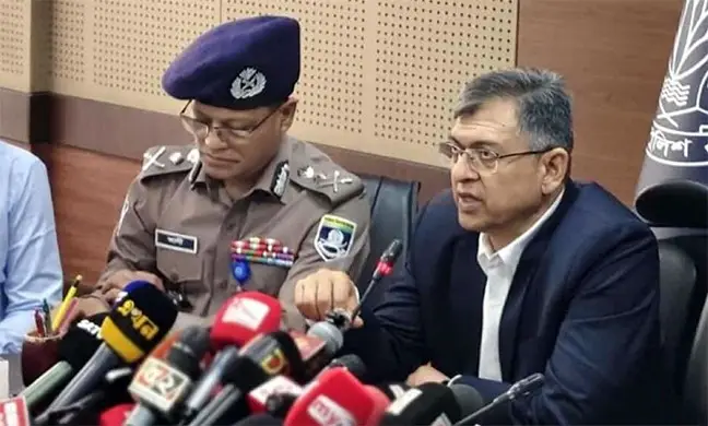 দেশব্যাপী সন্ত্রাসী ও চাঁদাবাজদের বিরুদ্ধে অভিযান শিগগিরই: স্বরাষ্ট্রমন্ত্রী